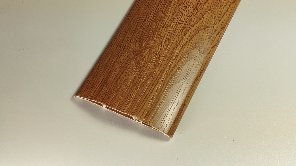 Ideal — Наличник с кабель-каналом Идеал 70х12х2200 мм. 206 Дуб коньячный