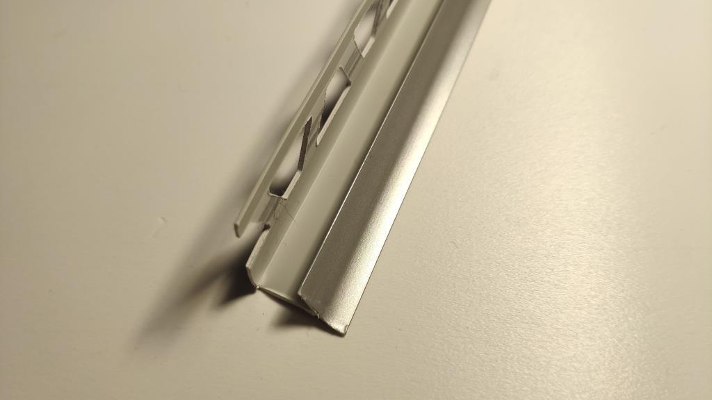 Ideal — Раскладка внутренняя для плитки 10 мм. Идеал 081 Металлик серебристый