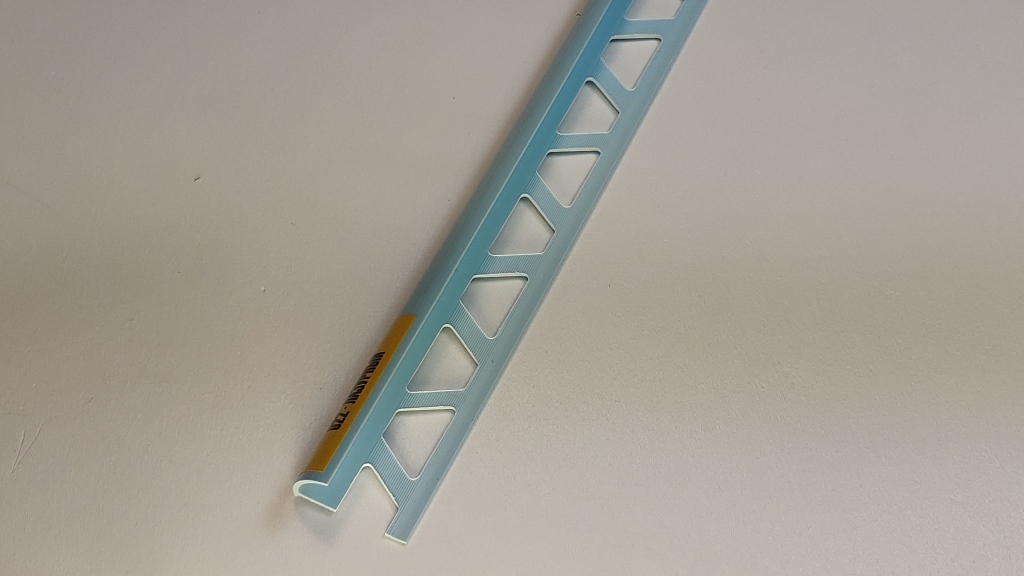 Ideal — Раскладка наружная для плитки 8 мм. Идеал 022 Лазурный