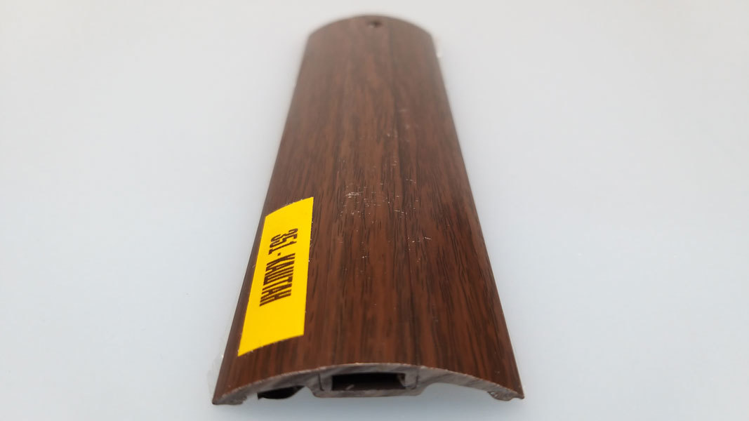 Ideal — Порог пластиковый Идеал 30x900 мм. 351 Каштан — Ideal, porogi dlya pola