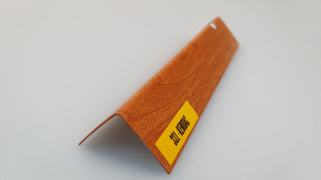 Ideal — Угол пластиковый Идеал 25х25х2700 мм. 331 Кемпас