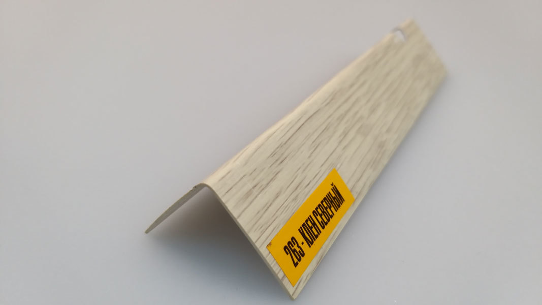 Ideal — Угол пластиковый Идеал 20х20х2700 мм. 263 Клен северный