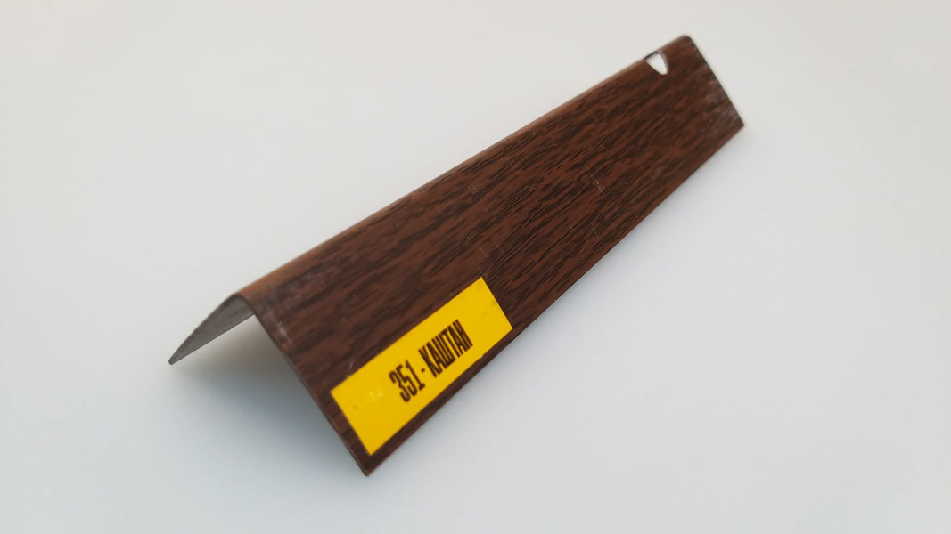 Ideal — Угол пластиковый Идеал 20х20х2700 мм. 351 Каштан