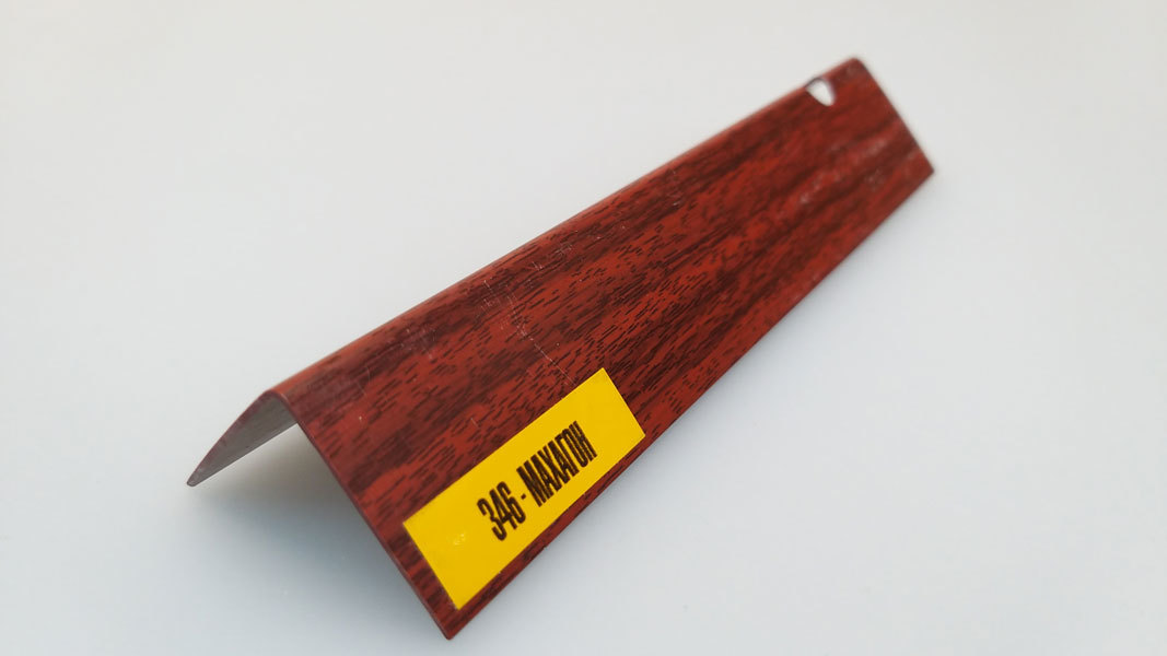 Ideal — Угол пластиковый Идеал 30х30х2700 мм. 346 Махагон