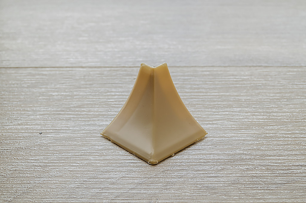 Ideal — Наружный угол для столешницы Идеал мрамор бежевый 106