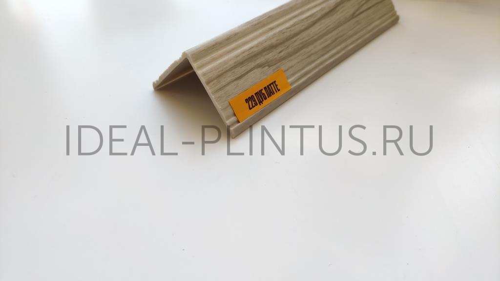 Ideal — Угол фигурный вспененный пластиковый Идеал 40х40х2700 мм. 229 дуб латте