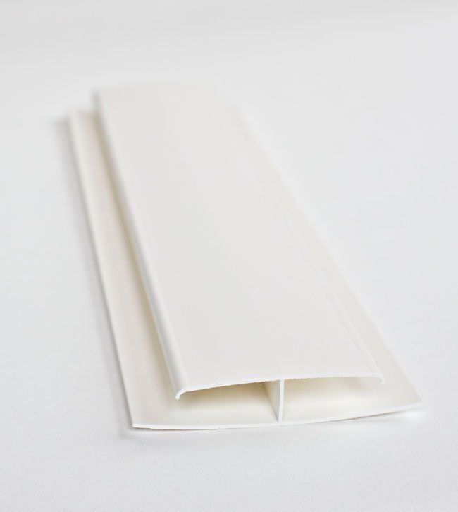 Ideal — Cоединение белое матовое для ПВХ панелей и откосов 9-10 мм. 3 метра